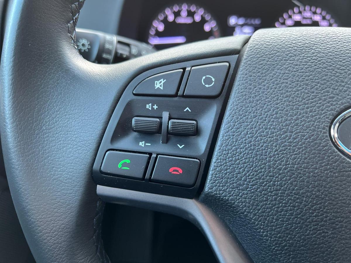 Hyundai Tucson 1.6 Trend 2WD Kl.Auto. - Sitzh - PDCv+h - RKam - Navi