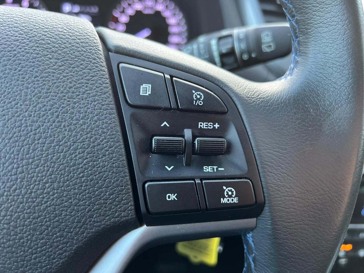 Hyundai Tucson 1.6 Trend 2WD Kl.Auto. - Sitzh - PDCv+h - RKam - Navi