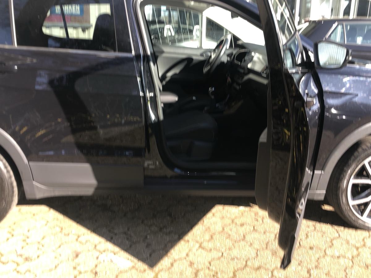 Volkswagen T-Cross 1.0 TSI Style*NAVI*LED*SHZ*CAM*DIGI*PDC*ALU 18*MEDIA