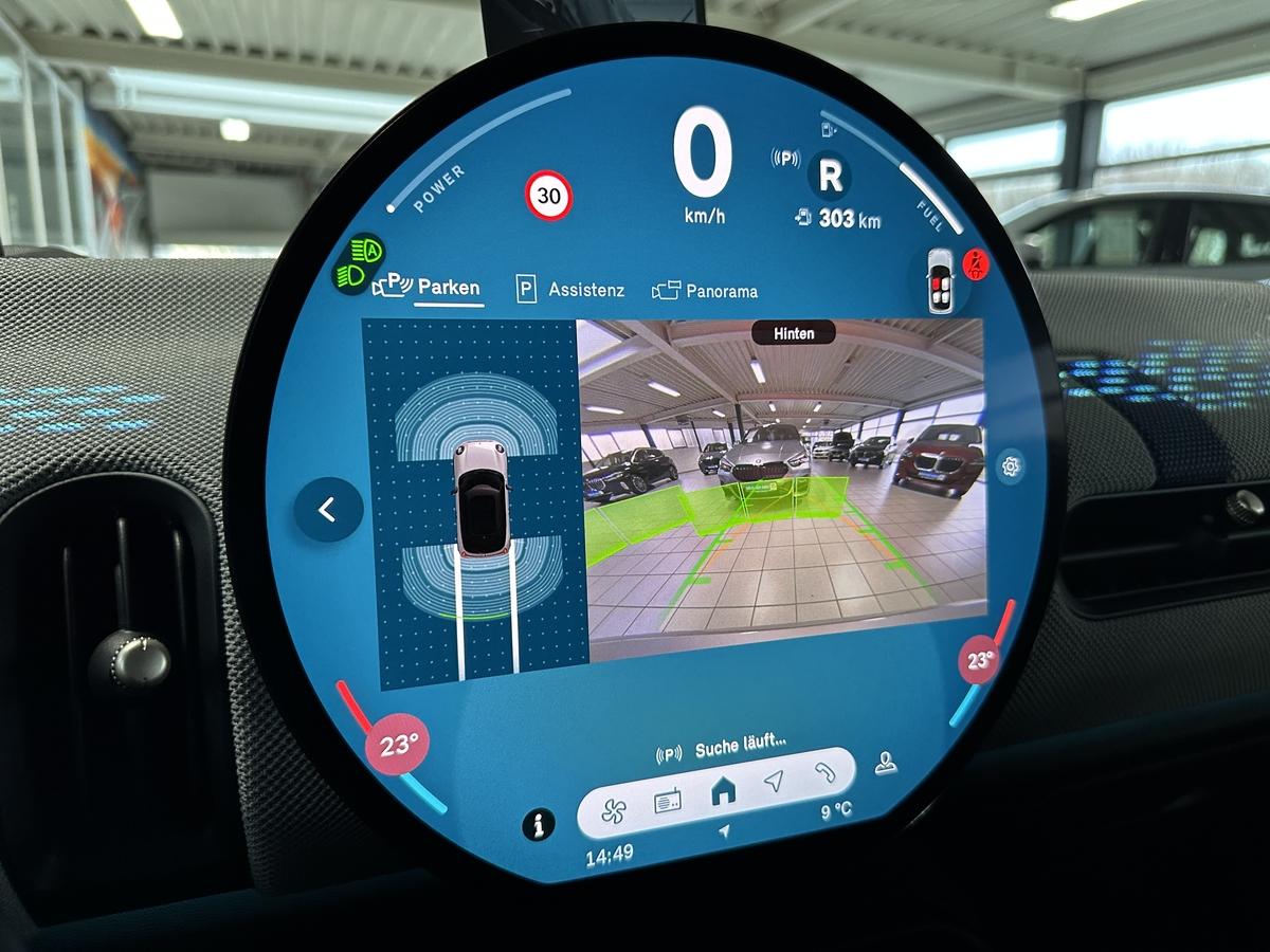 MINI Cooper C Favoured Trim 18