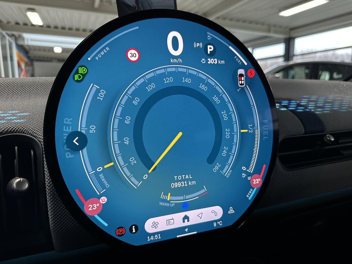 MINI Cooper C Favoured Trim 18