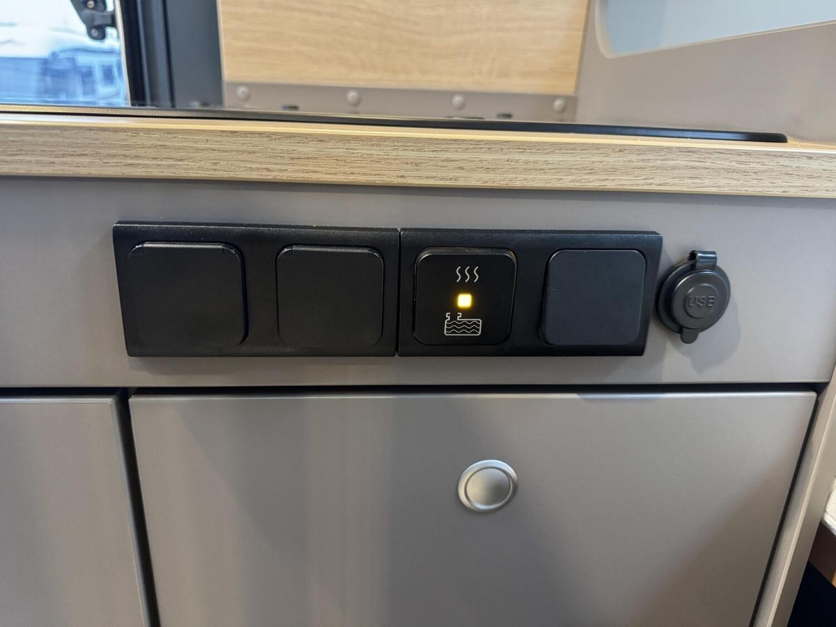 LMC Innovan 540 AHK+Markise+Navi+Kamera