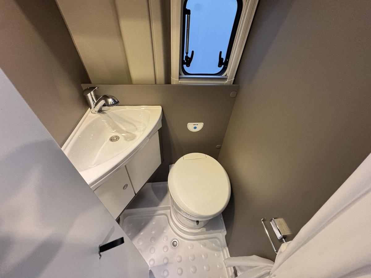 LMC Innovan 540 AHK+Markise+Navi+Kamera