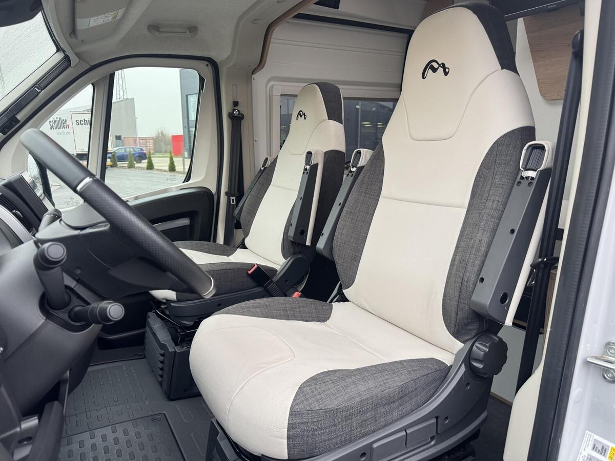 Mooveo Van 60 EB Solar+Sat TV+AHK+Leder+Markise