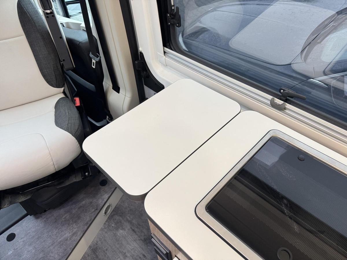 Mooveo Van 60 EB Solar+Sat TV+AHK+Leder+Markise