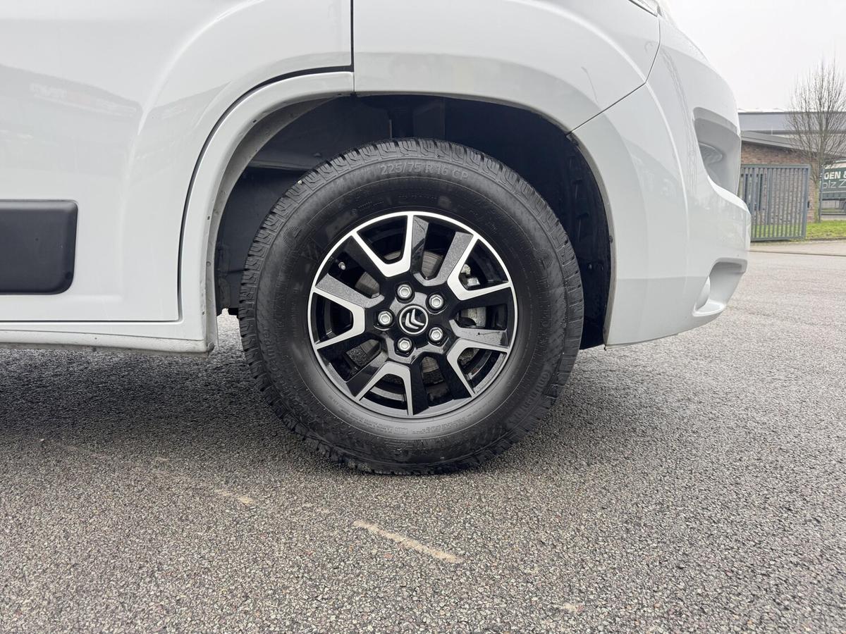 Mooveo Van 60 EB Solar+Sat TV+AHK+Leder+Markise