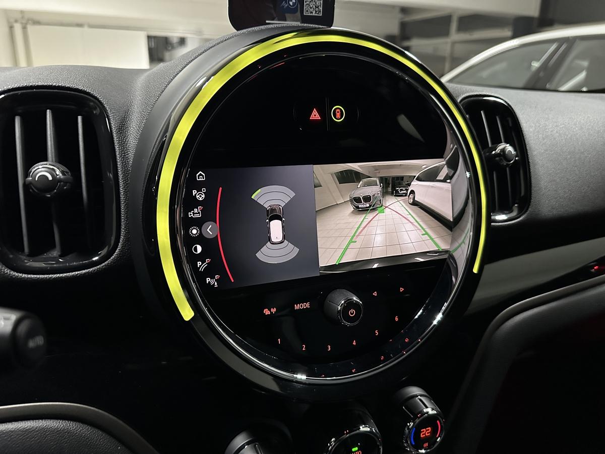 MINI Cooper Countryman Classic Trim Navi. Leder Kamera LED Sitzhz
