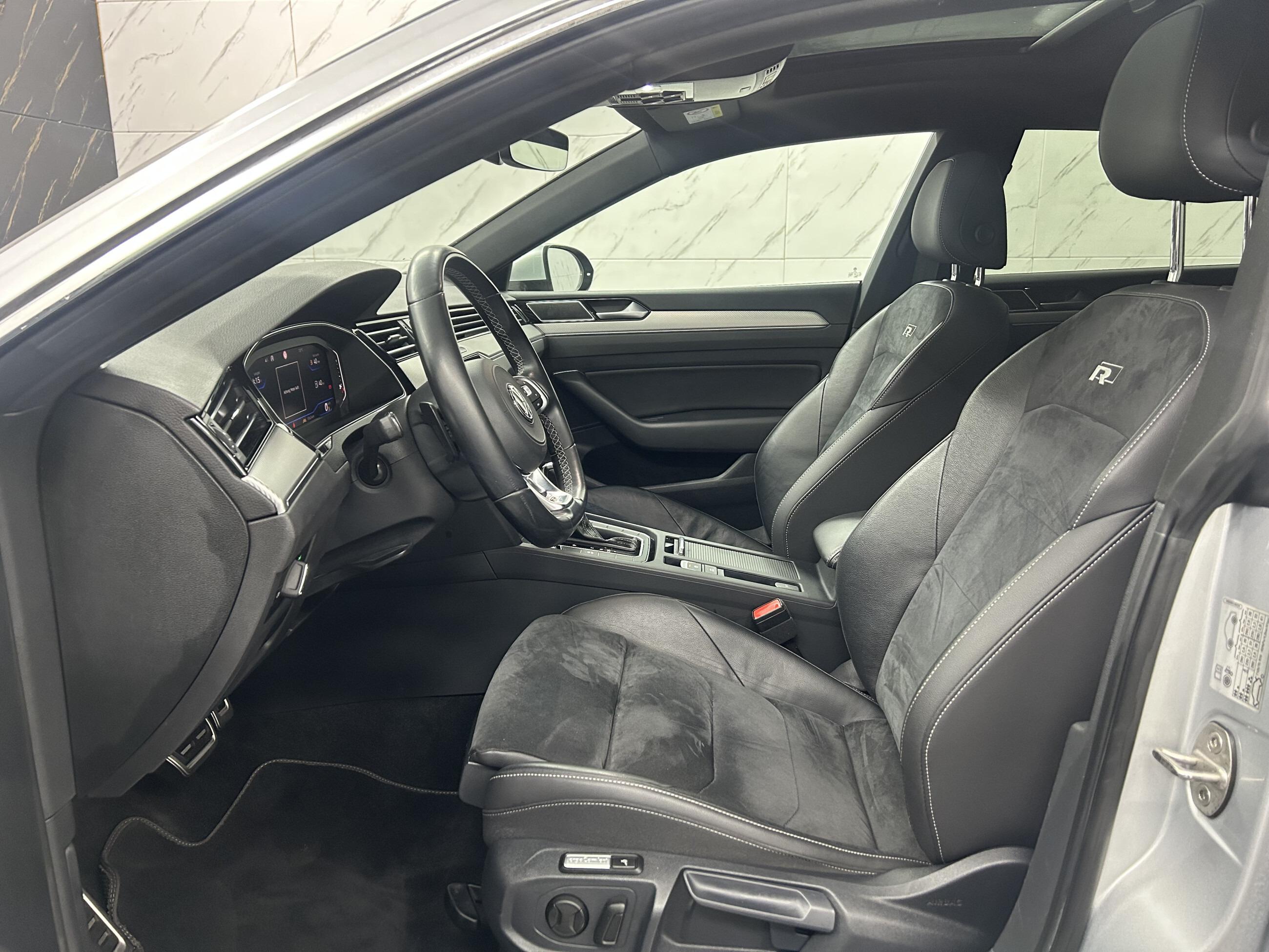 Volkswagen Arteon R-Line+DSG+ACC+AHK+Pano+LED+Kamara+Navi