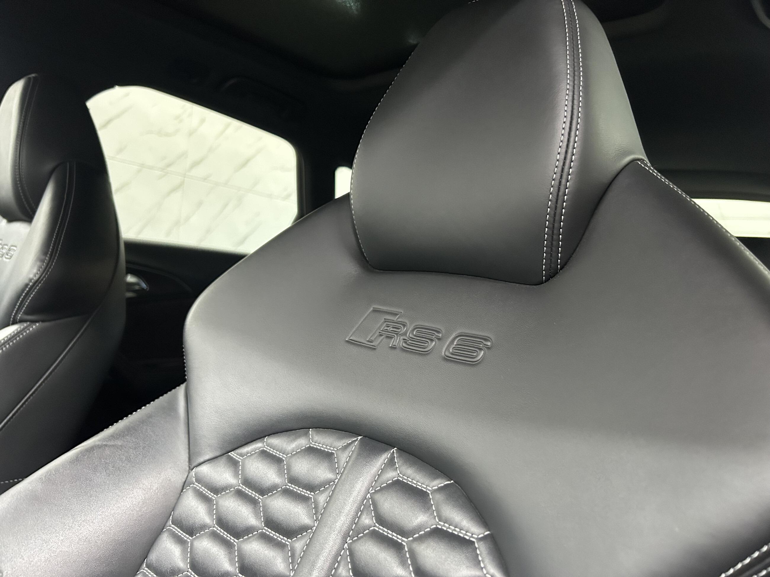 Audi RS6 Quattro+Pano+Temp+Head-Up+Matrix LED+Memory