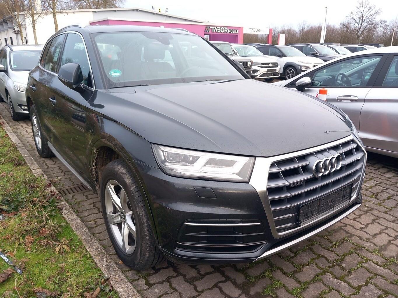 Audi Q5 45 TFSI S-tronic quattro sport Nav PDC eHk