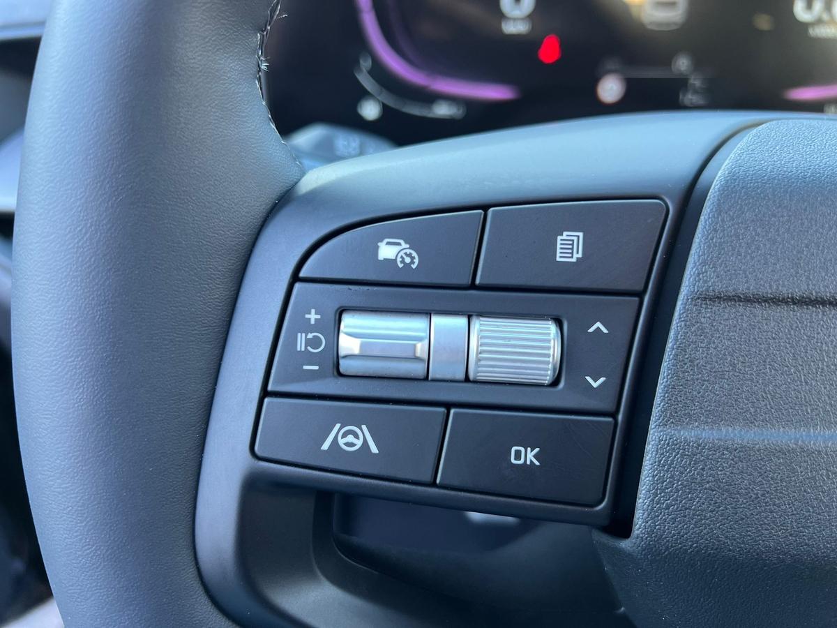 Kia Stonic 1.0 T-GDI - Navi - Lenkrad+Sitzhzg - R.Kam - PDC v+h