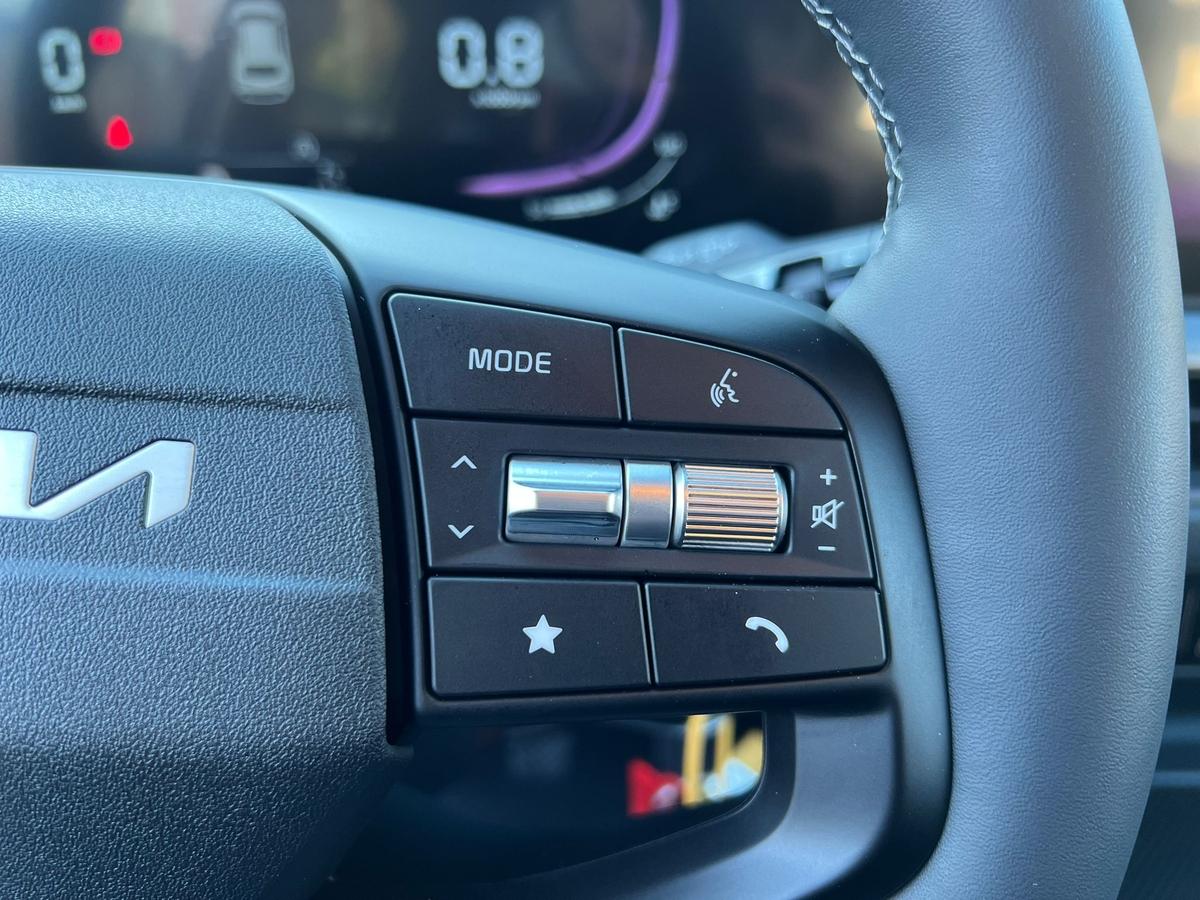 Kia Stonic 1.0 T-GDI - Navi - Lenkrad+Sitzhzg - R.Kam - PDC v+h