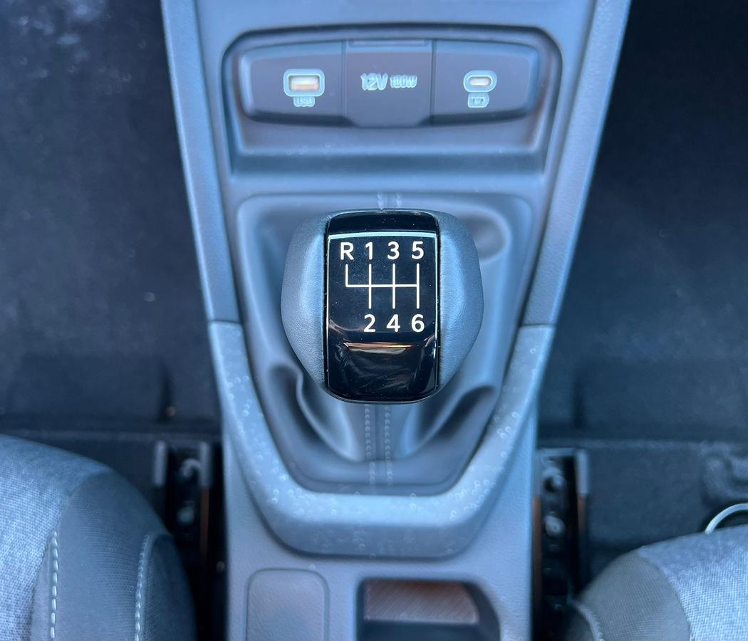 Kia Stonic 1.0 T-GDI - Navi - Lenkrad+Sitzhzg - R.Kam - PDC v+h