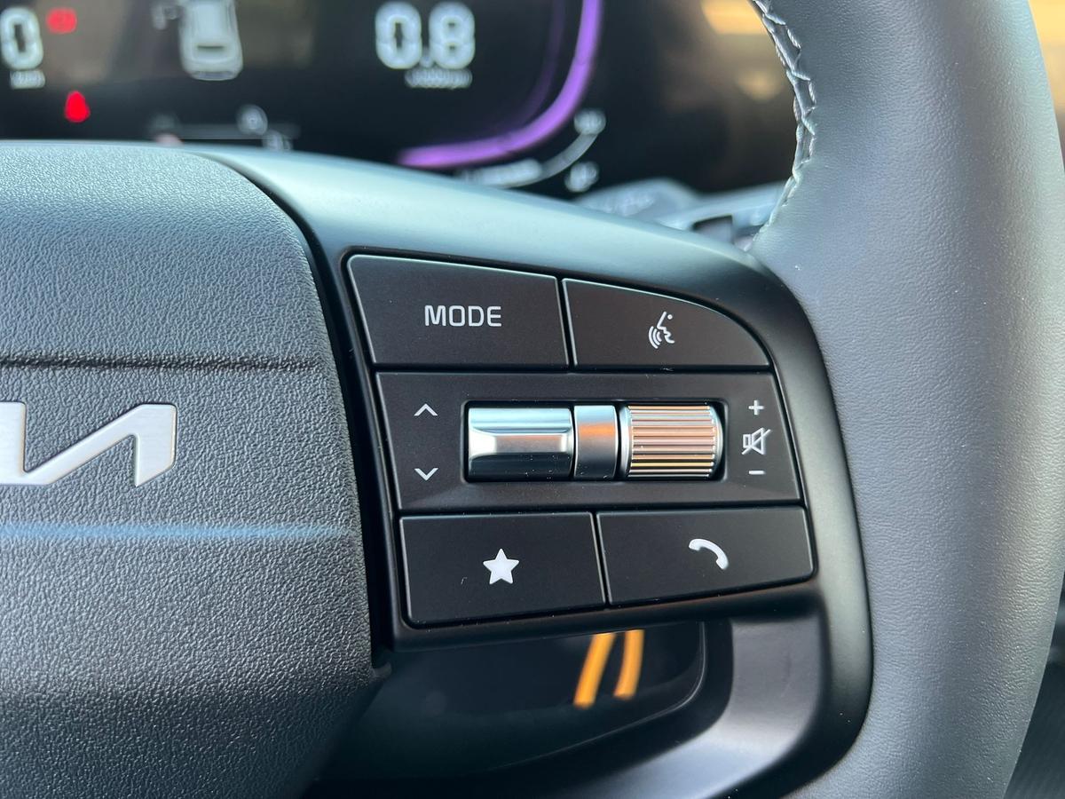 Kia Stonic 1.0 T-GDI - Navi - Lenkrad+Sitzhzg - R.Kam - PDC v+h