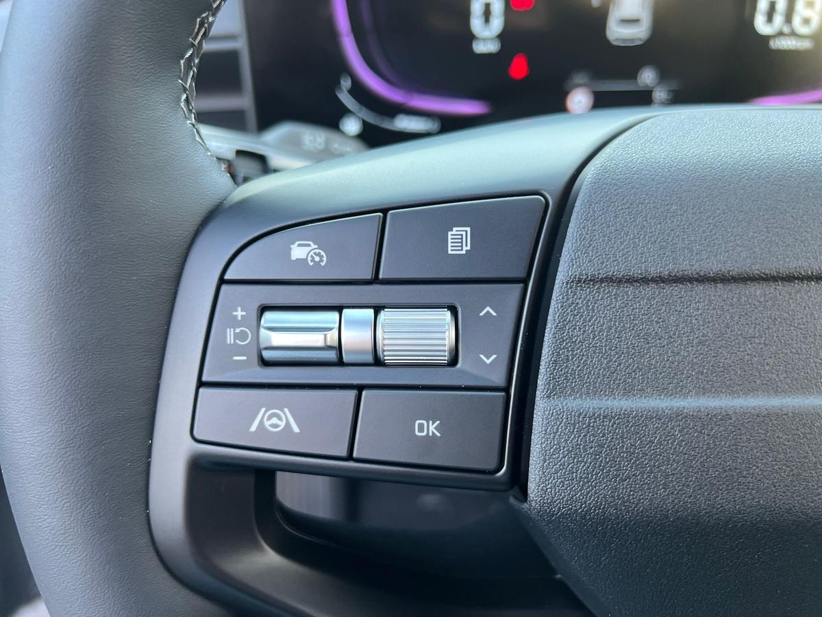 Kia Stonic 1.0 T-GDI - Navi - Lenkrad+Sitzhzg - R.Kam - PDC v+h