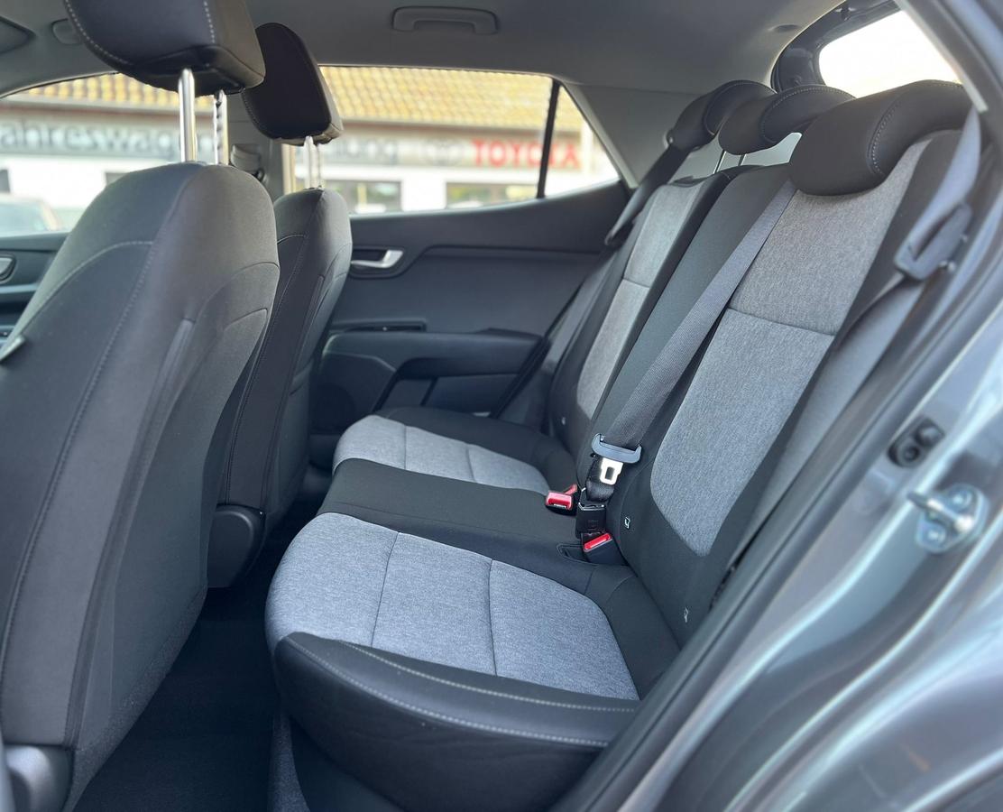 Kia Stonic 1.0 T-GDI - Navi - Lenkrad+Sitzhzg - R.Kam - PDC v+h