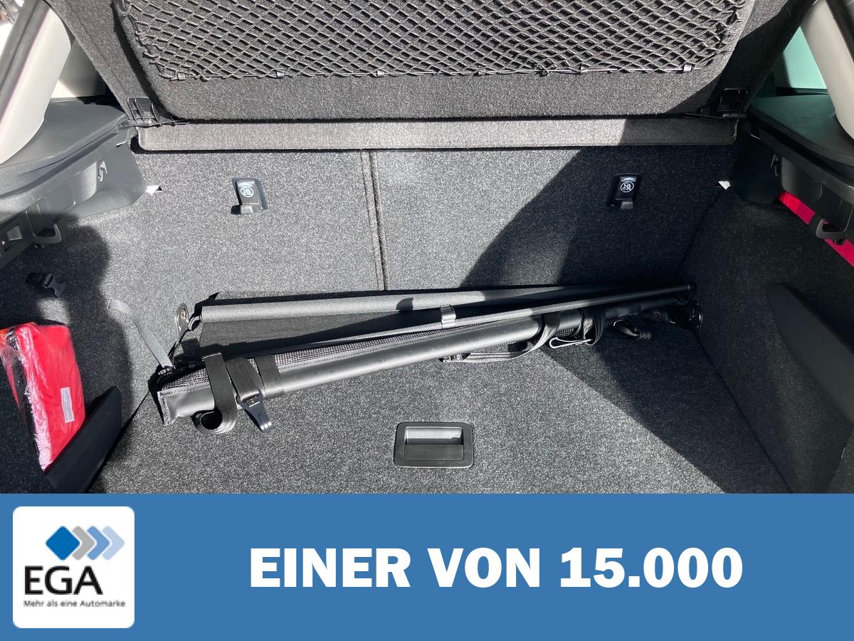 Skoda Kamiq 1.0 TSI Tour - AHK/ Navi/ CarPlay/ Kamera