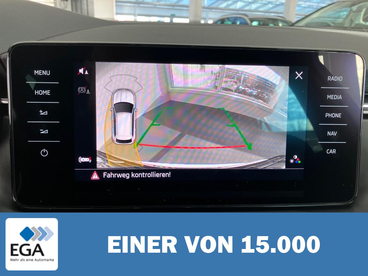 Skoda Kamiq 1.0 TSI Tour - AHK/ Navi/ CarPlay/ Kamera