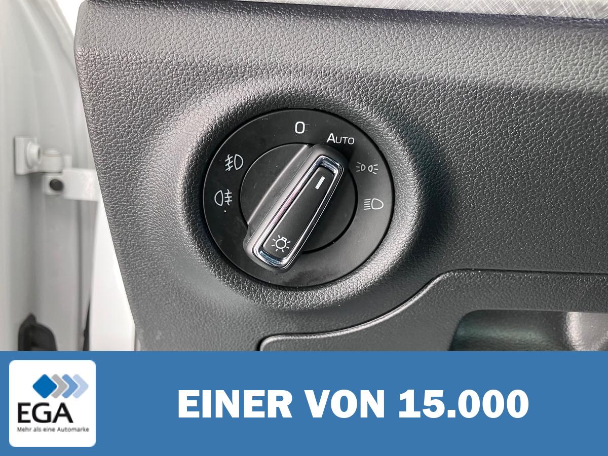 Skoda Kamiq 1.0 TSI Tour - AHK/ Navi/ CarPlay/ Kamera