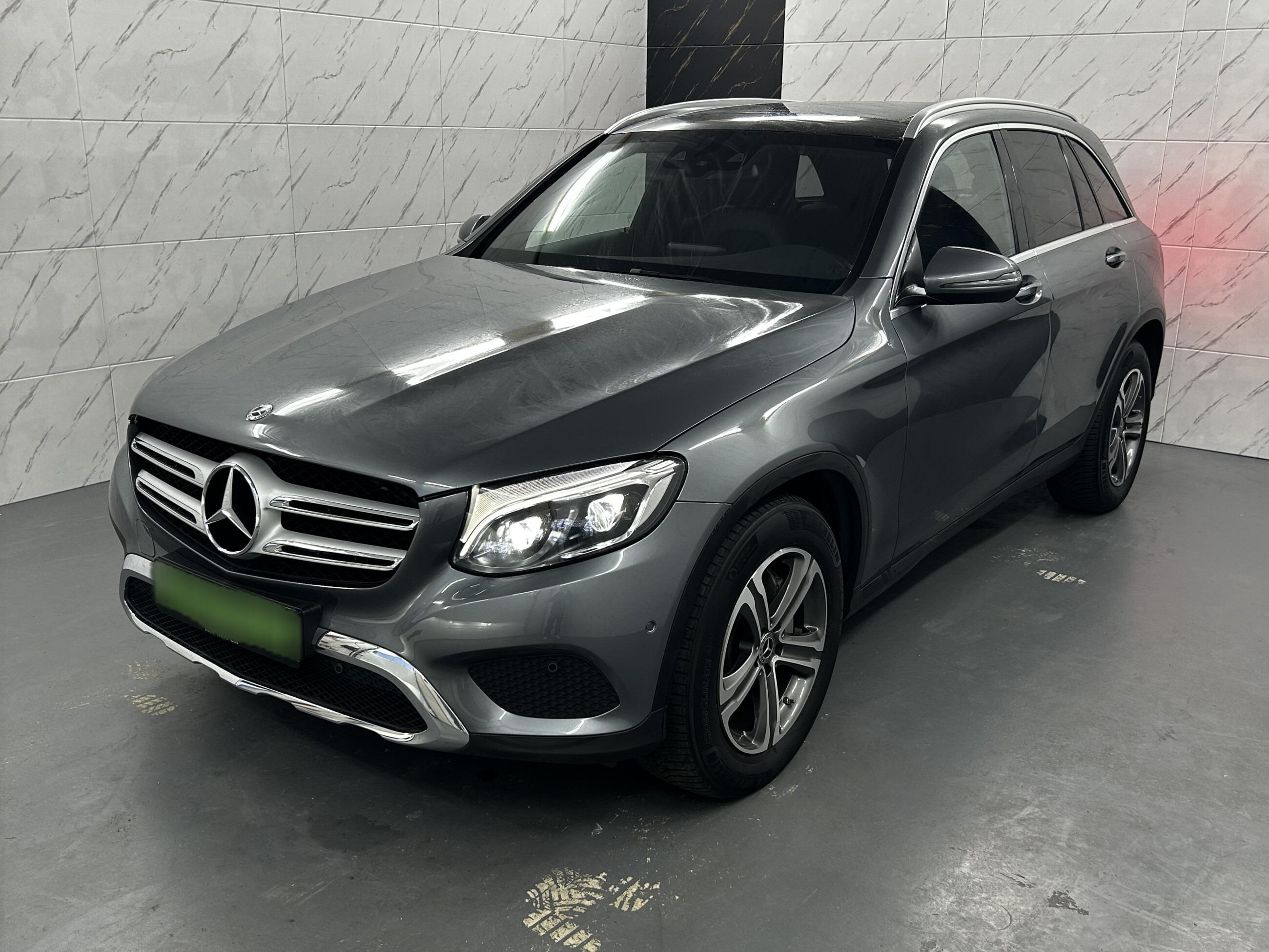 Mercedes-Benz GLC 220 d 4Matic AMG Line+Ambiente+Pano+DAB+LED