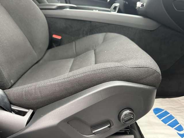 Volvo XC60 Momentum Pro 2WD 