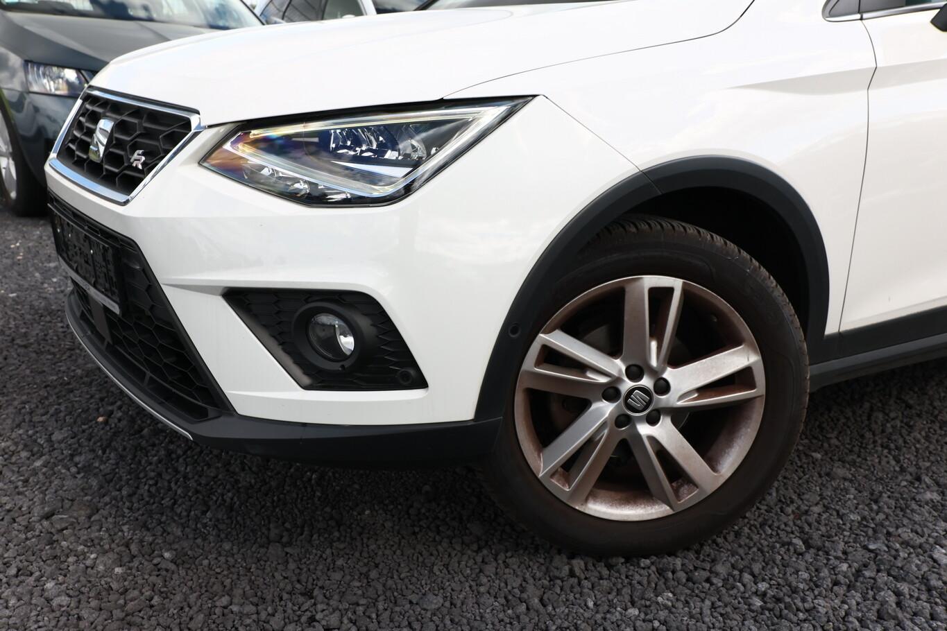 Seat Arona 1.0 TGI 90 FR LED Nav ACC ParkAs FullLink