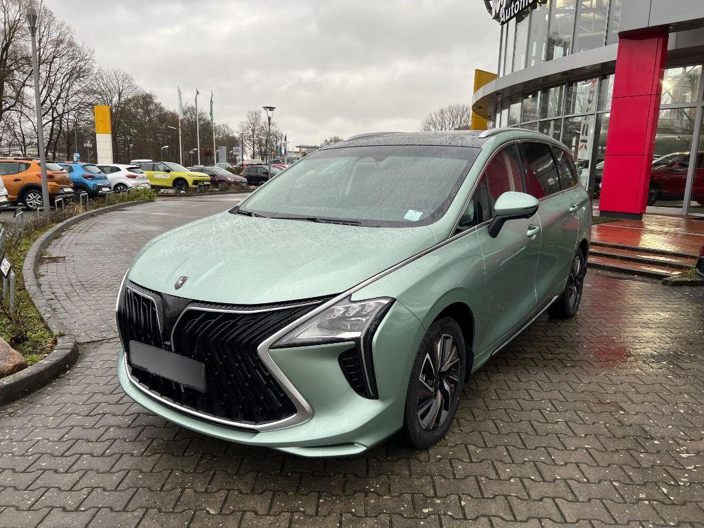 DFSK Forthing 5 DFM Forthing 4