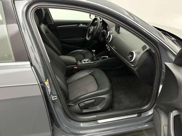 Audi A3 A3 Sportback 30 TFSI design LED#Navi#DAB#AHK