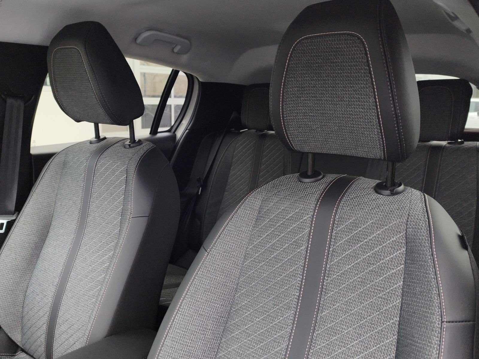 Peugeot 208 Allure/Totw./360°/ACC/SHZ/Klimaaut.