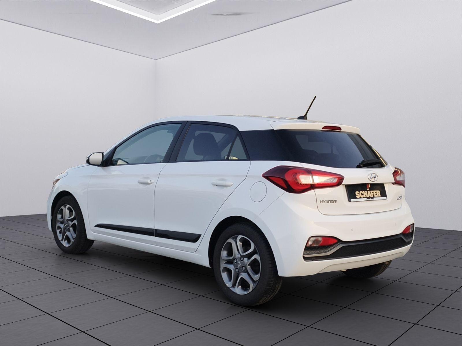 Hyundai i20 Style/Einparkh. v+h./SHZ/15