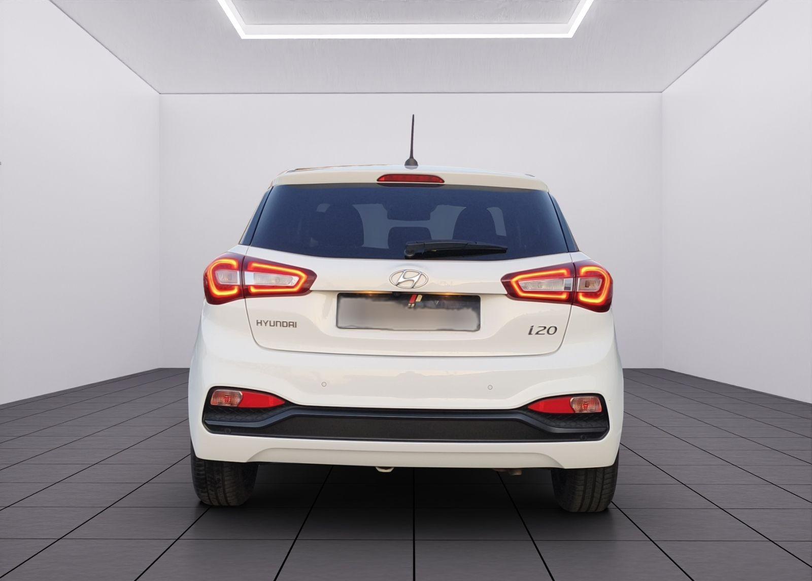 Hyundai i20 Style/Einparkh. v+h./SHZ/15