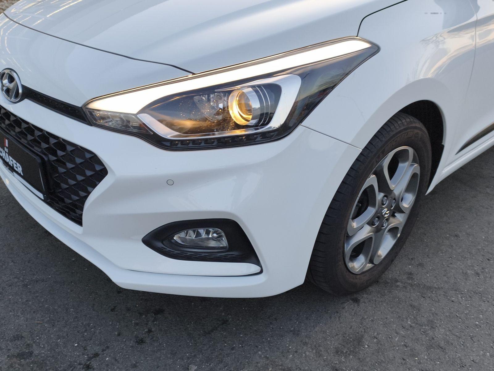 Hyundai i20 Style/Einparkh. v+h./SHZ/15