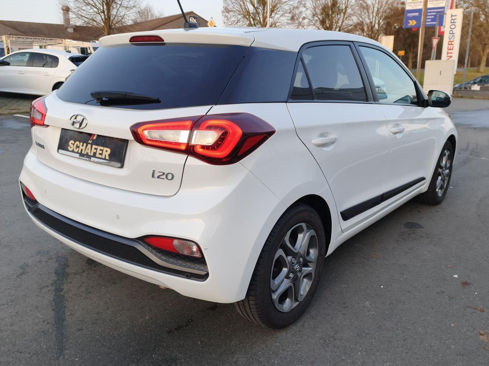Hyundai i20 Style/Einparkh. v+h./SHZ/15