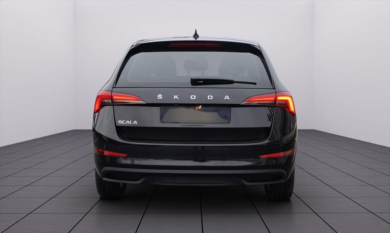 Skoda Scala Style/ACC/Einparkh. v+h/Ambientebel./SHZ