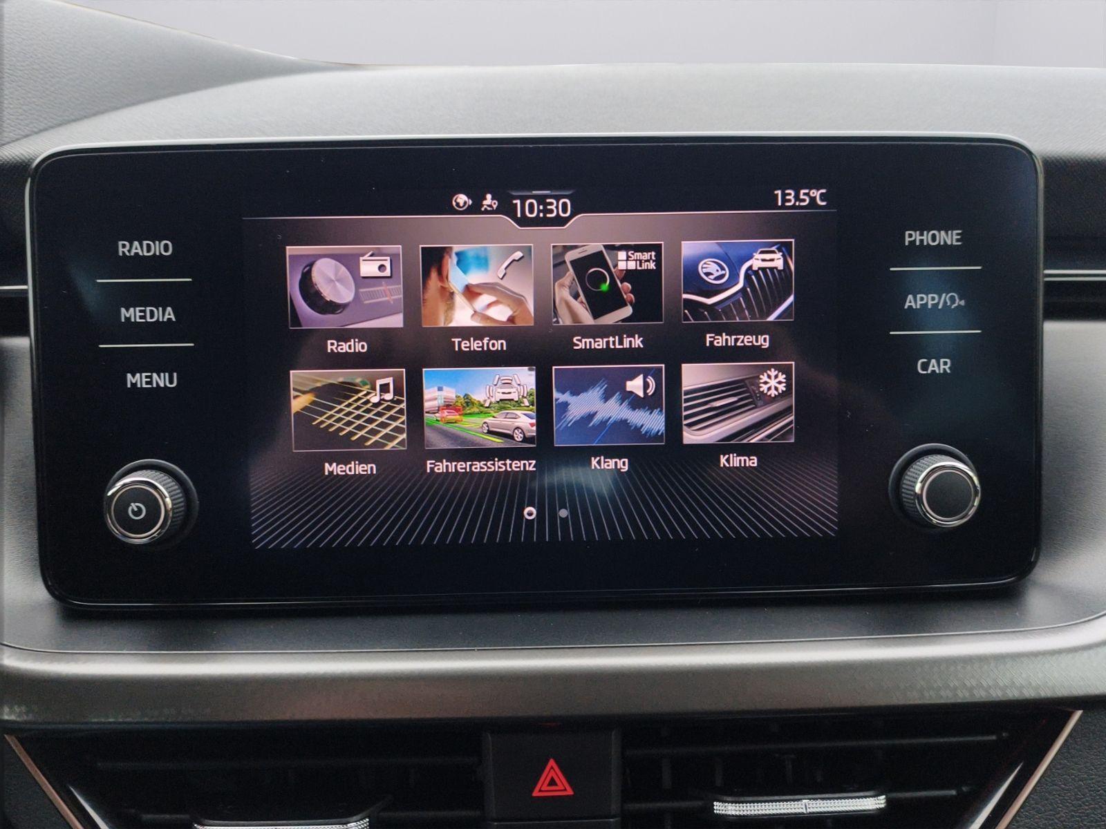 Skoda Scala Style/ACC/Einparkh. v+h/Ambientebel./SHZ