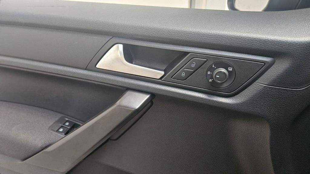 Volkswagen Caddy PKW Trendline BMT AHK 2.Hand