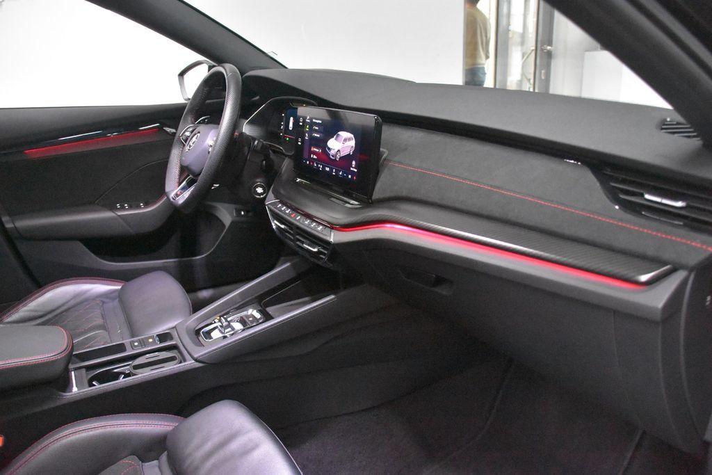 Skoda Octavia Combi RS Plus 4x4 Pano Sound Standheizg.