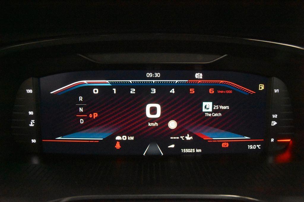 Skoda Octavia Combi RS Plus 4x4 Pano Sound Standheizg.