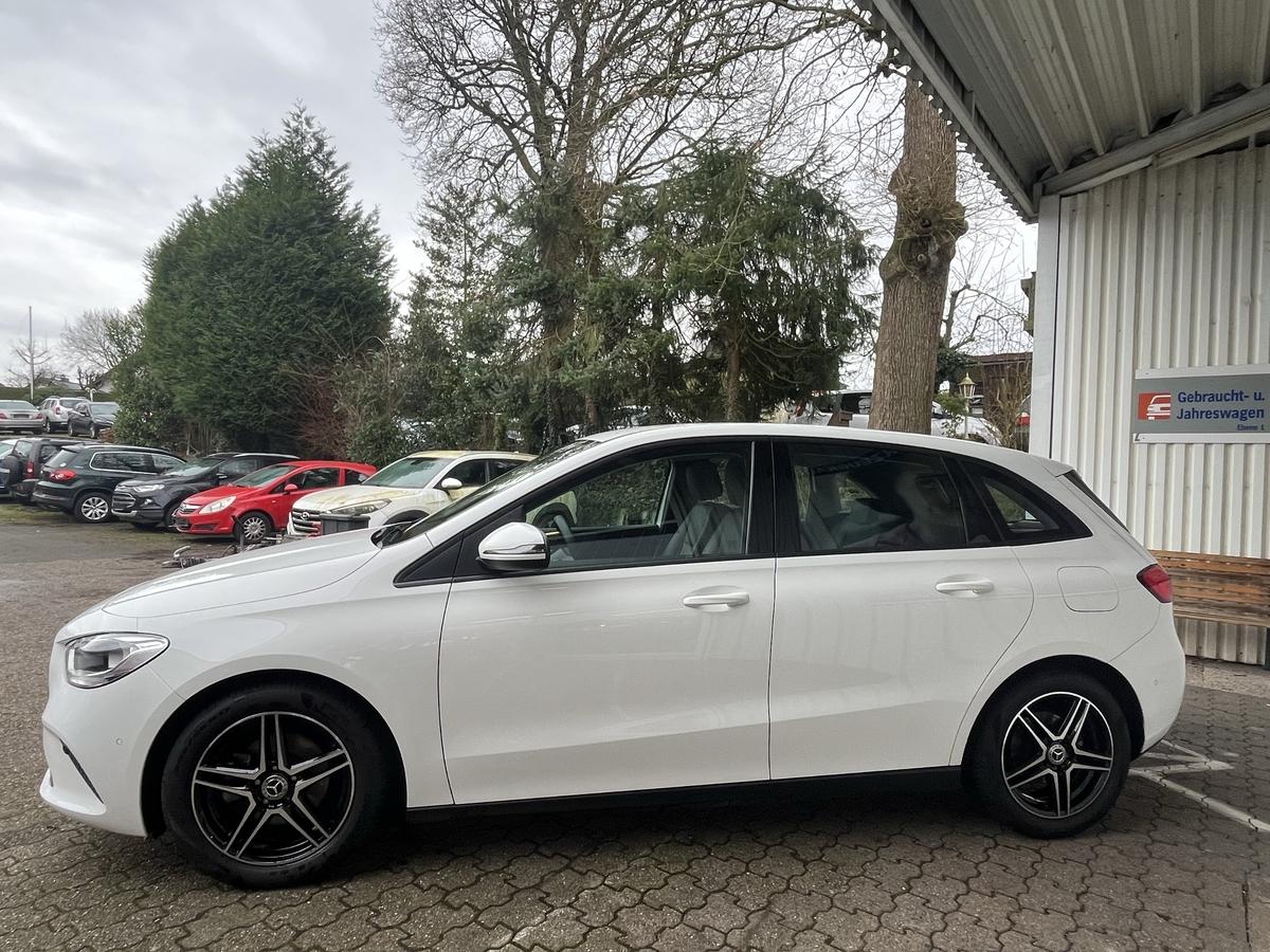 Mercedes-Benz B 180 AUTOMATIK*AHK Original*NAVI*PARK ASS*KLIMAAUT*