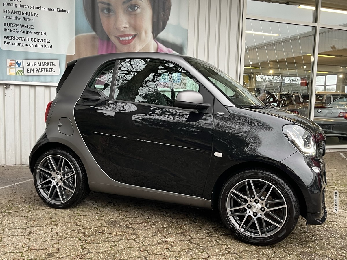 Smart ForTwo BRABUS DCT6G 109PS 18 TKM DCT PANO JBL NAVI SHZ PDC 