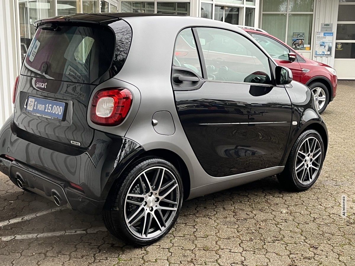 Smart ForTwo BRABUS DCT6G 109PS 18 TKM DCT PANO JBL NAVI SHZ PDC 
