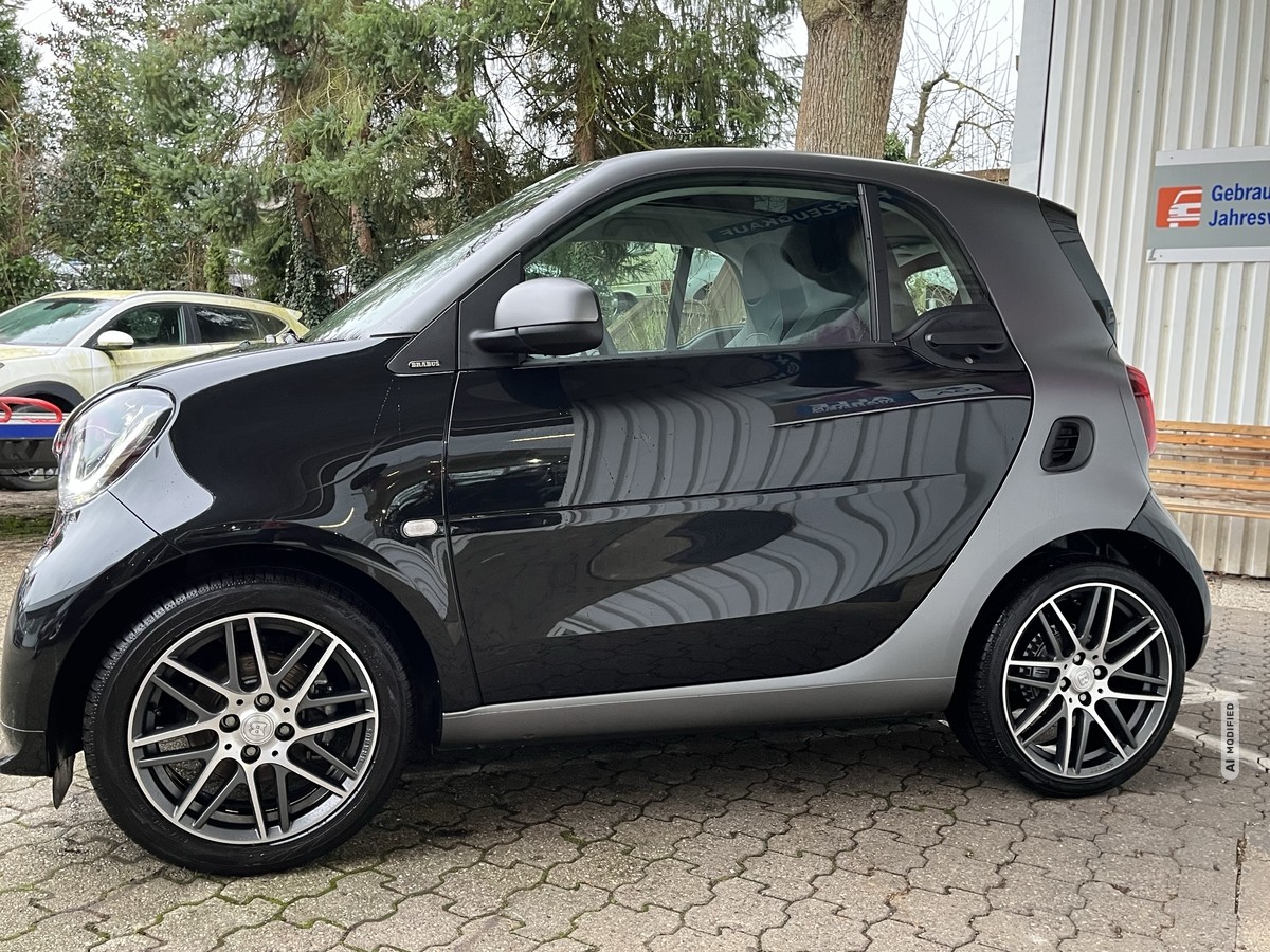 Smart ForTwo BRABUS DCT6G 109PS 18 TKM DCT PANO JBL NAVI SHZ PDC 