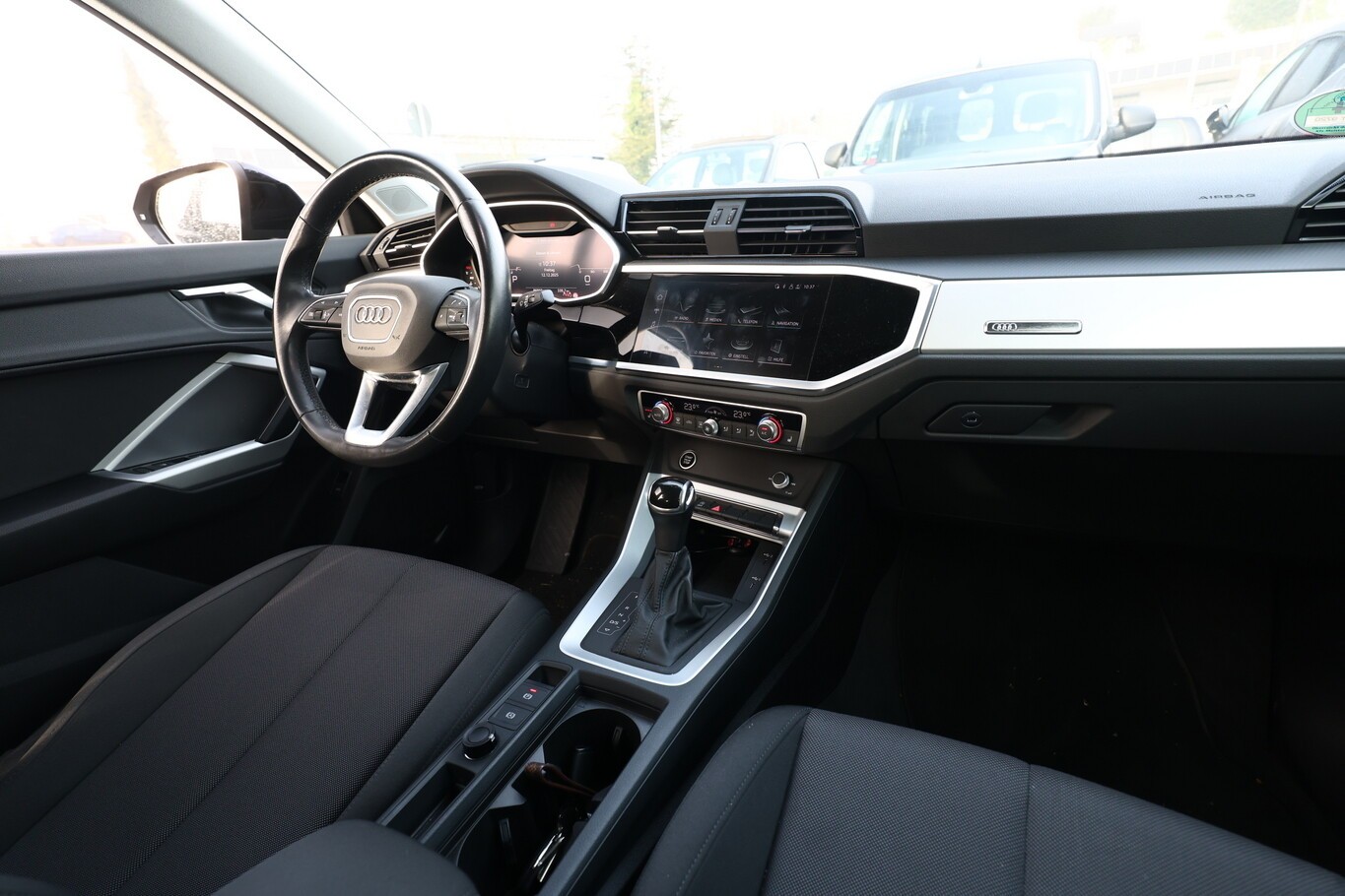 Audi Q3 35 TFSI 150 S tronic Nav KeyL eHk ViCo+ SHZ