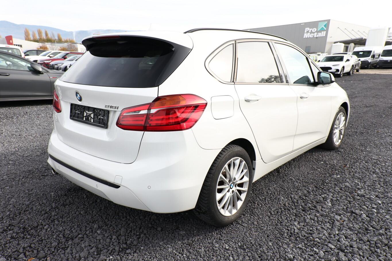 BMW 218 i Active Tourer Steptronic Sport Line Nav AHK
