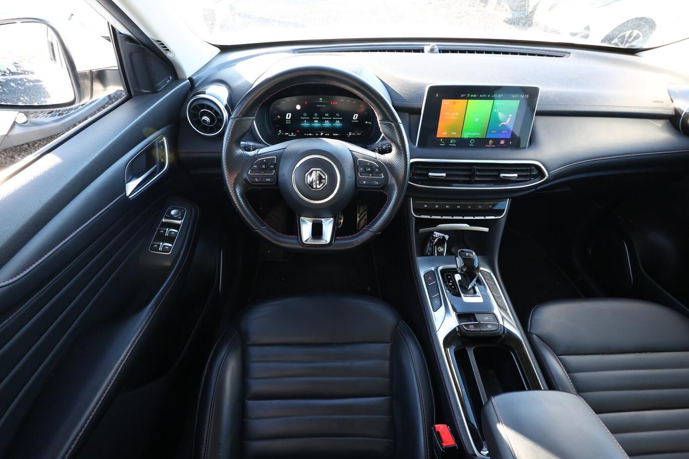 MG EHS PHEV Luxury Pano Nav PDC ACC LM18Z LaneAs