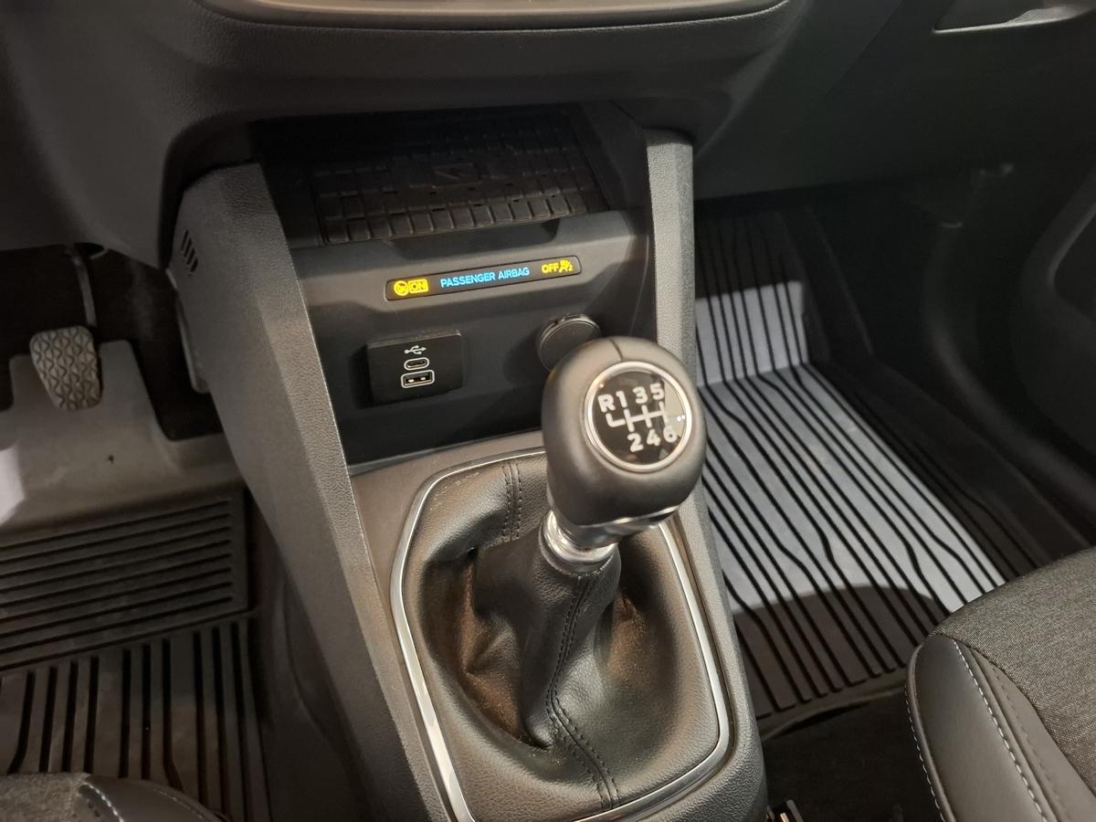 Ford Tourneo Courier Active AHK Kamera Navi Garantie