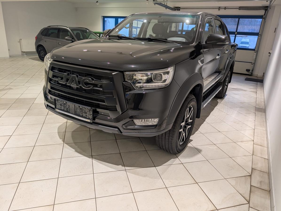 JAC T8 Pro 4x4 2.4L MT Doka Black Edition