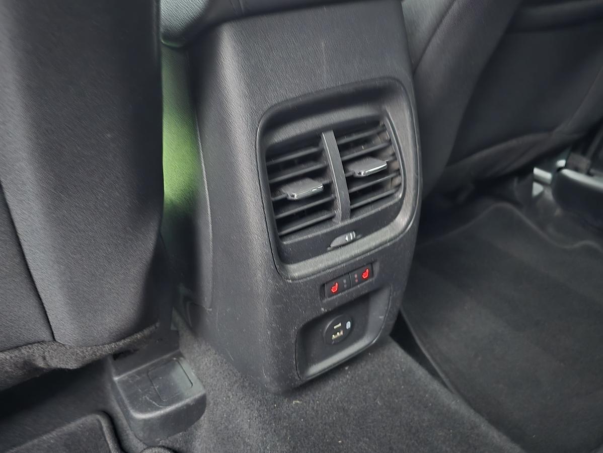 Ford Kuga 1.5 EcoBoost Titanium  #abnehmbare AHK #RFK #NAVI #DAB+