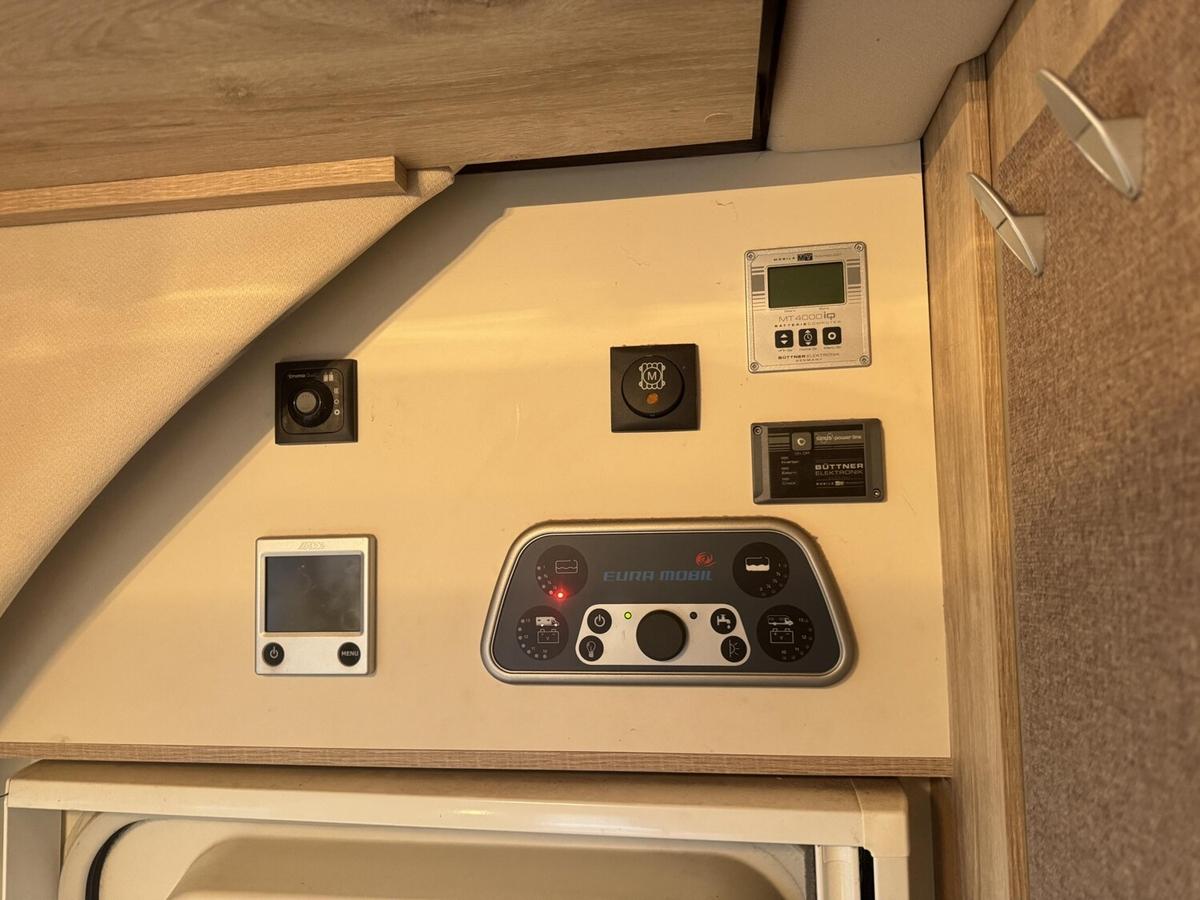 Eura Mobil Profila RS 730 EB Solar+Wechselr+Alde+Fussbodenheizung