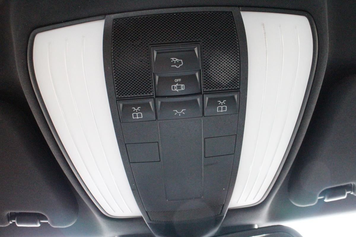 Mercedes-Benz E 200 CGI Avantgarde *Navi*Bluetooth*Automatik